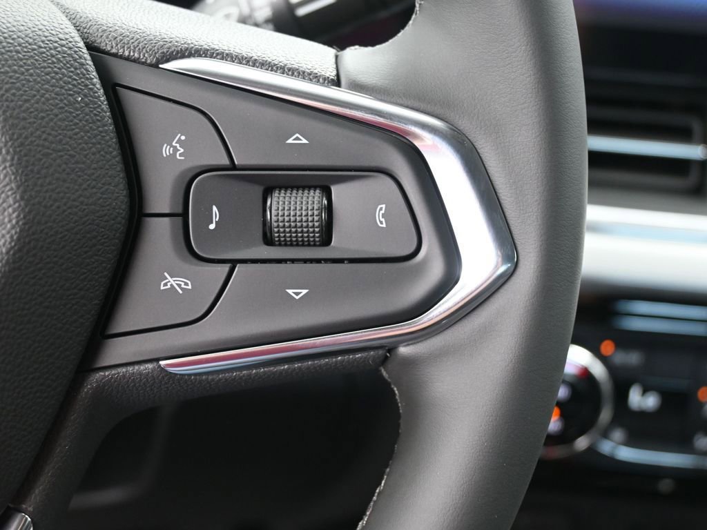 New 2025 Chevrolet Trax LT w/ Driver Confidence Package image 31