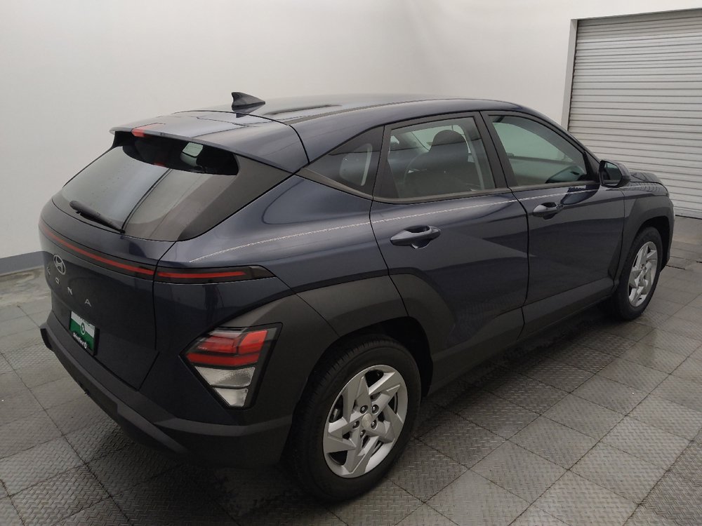 Used 2024 Hyundai Kona SE FWD image 9