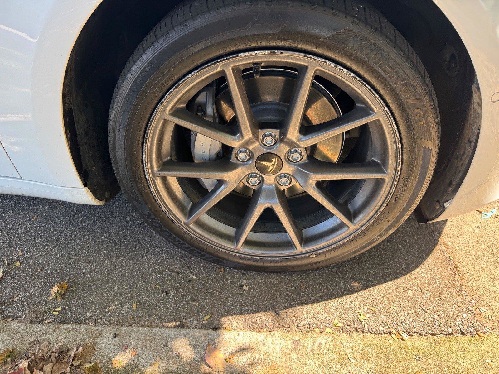 Used 2022 Tesla Model 3 Long Range AWD/4WD image 11