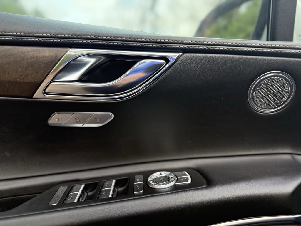 Used 2024 Genesis GV80 2.5T image 28