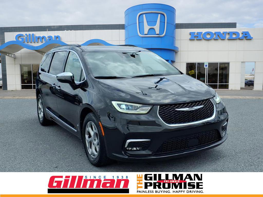 Used 2023 Chrysler Pacifica Limited image 1