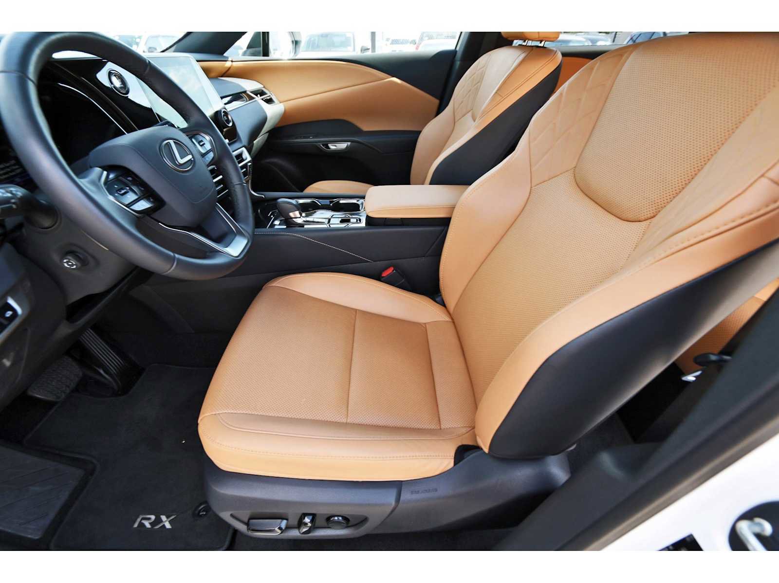 Used 2025 Lexus RX 350 FWD w/ Technology Package image 11