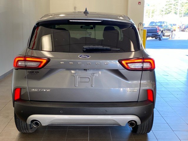 Used 2024 Ford Escape Active w/ Tech Pack #1 AWD/4WD image 6