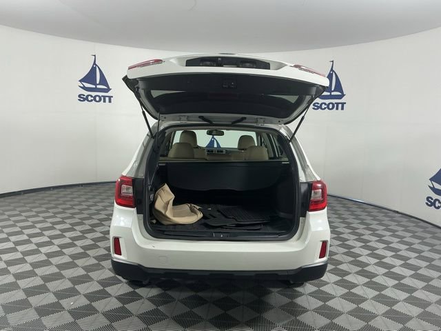 Used 2015 Subaru Outback 3.6R Limited AWD/4WD image 21