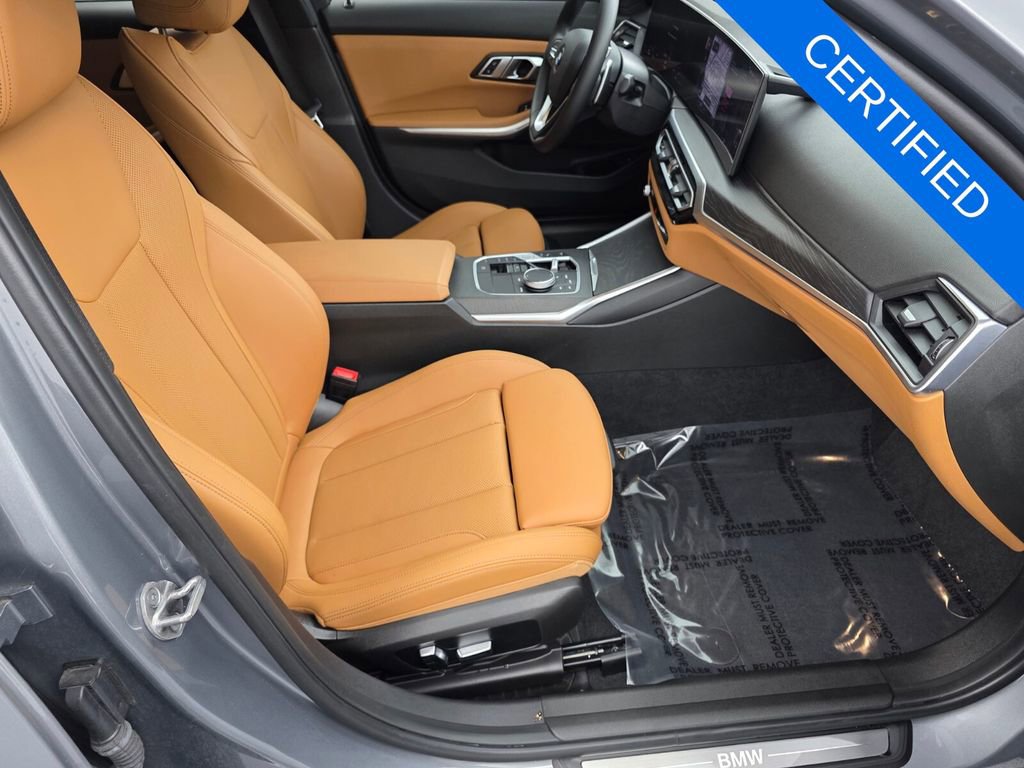 Used 2023 BMW 330i Sedan w/ Driving Assistance Package image 28