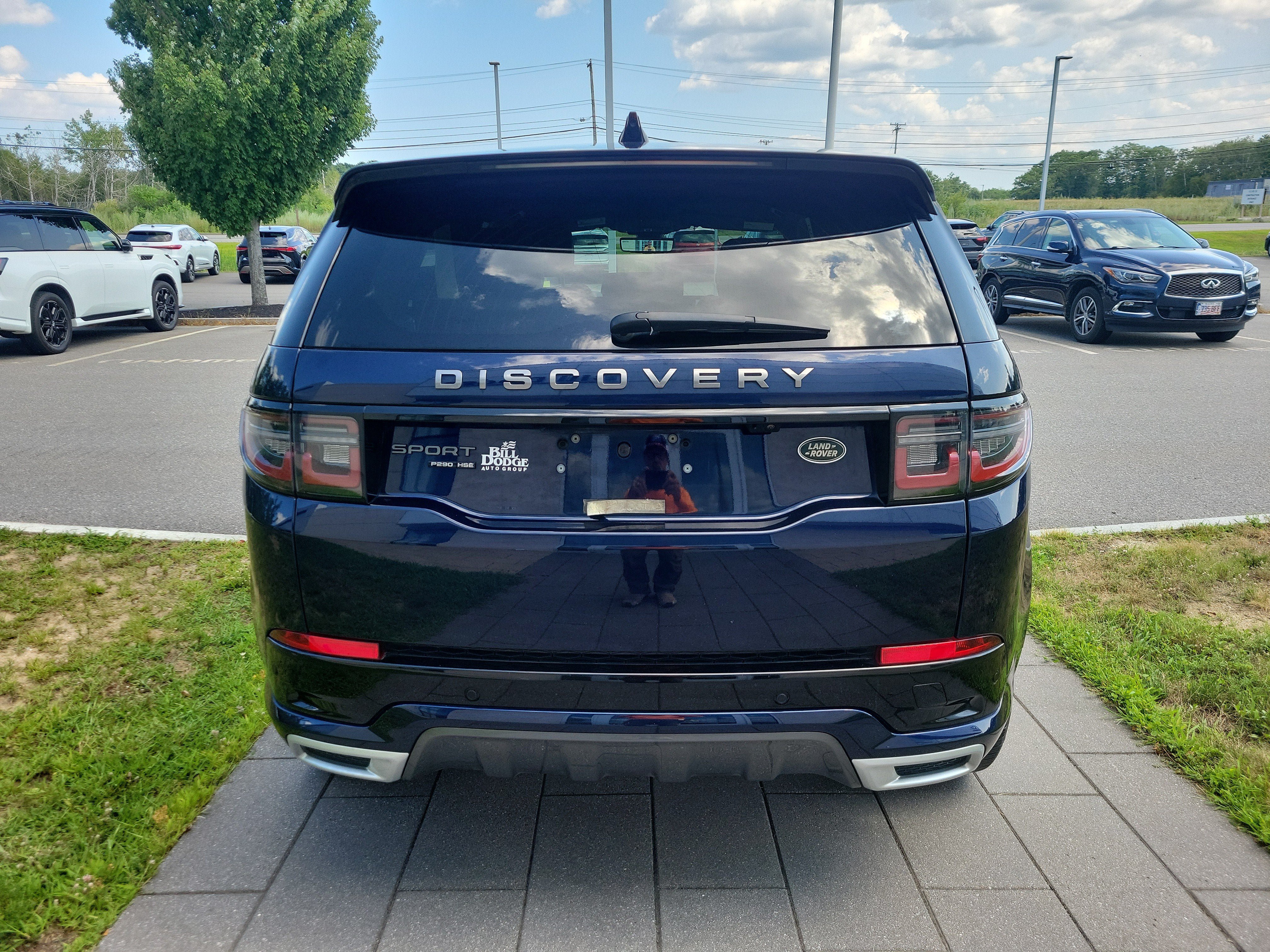 Used 2020 Land Rover Discovery Sport HSE R-Dynamic AWD/4WD image 6