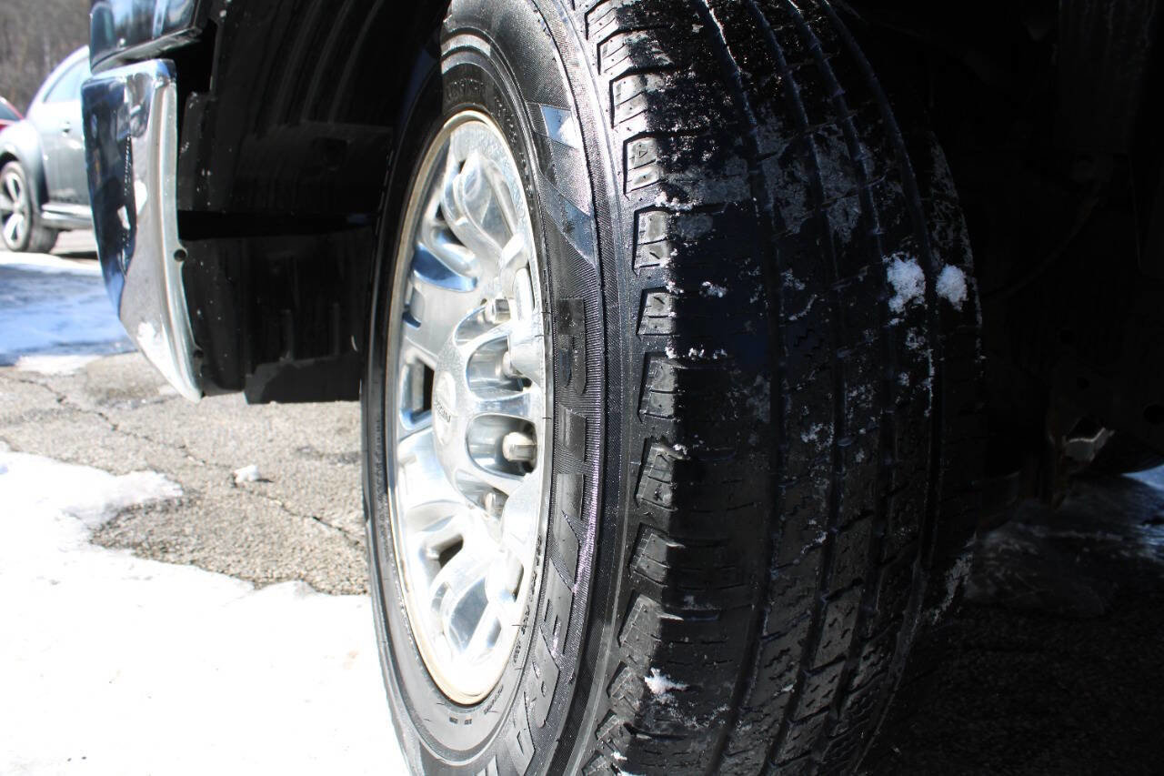 Used 2016 Nissan NV 3500 SV w/ SV Technology Package image 15