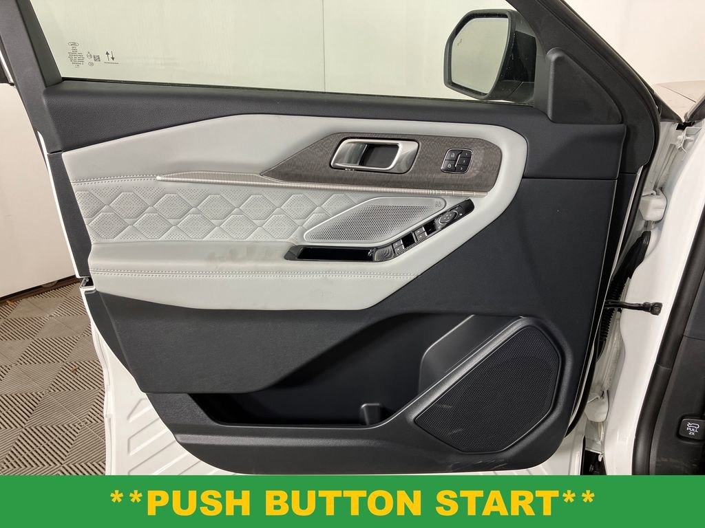New 2026 Ford Explorer Platinum w/ LUX Leather Package image 17