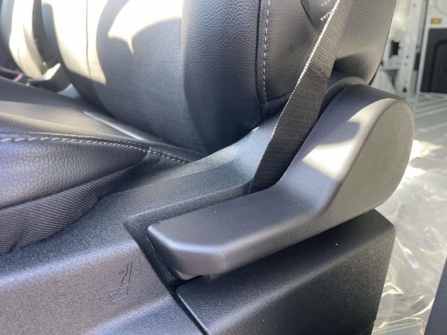 New 2026 Ford Transit 250 Low Roof RWD image 13
