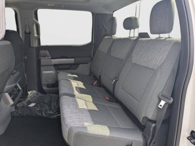 New 2026 Ford F350 XLT w/ XLT Premium Package AWD/4WD image 14