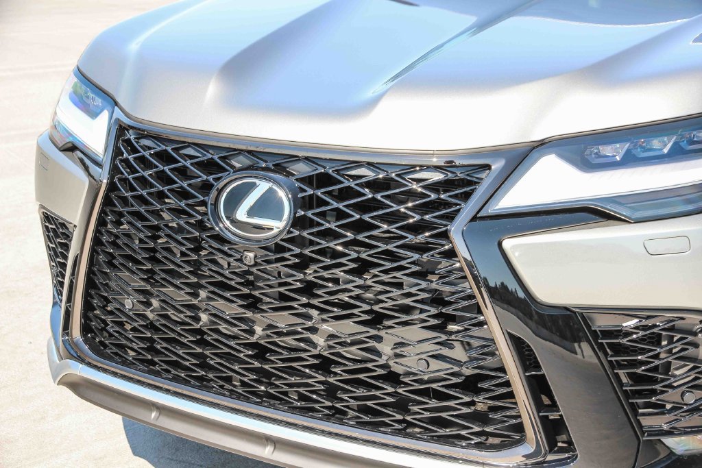 New 2026 Lexus LX 600 F Sport AWD/4WD image 9