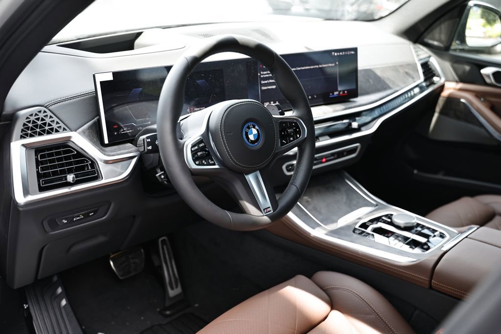 New 2026 BMW X5 xDrive50e w/ M Sport Package image 19