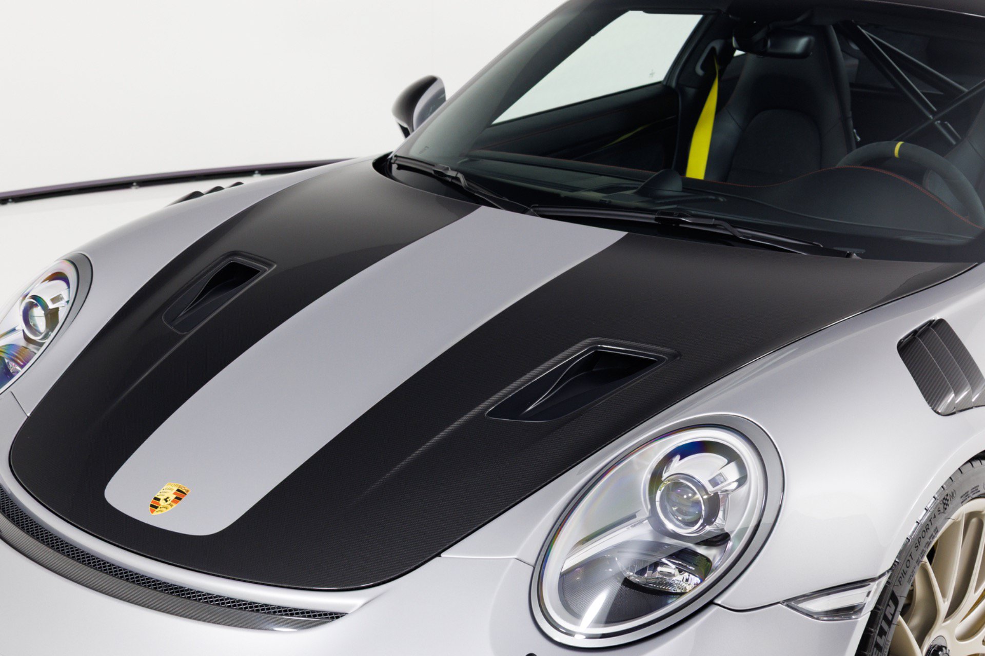 Used 2018 Porsche 911 GT2 RS RWD image 58