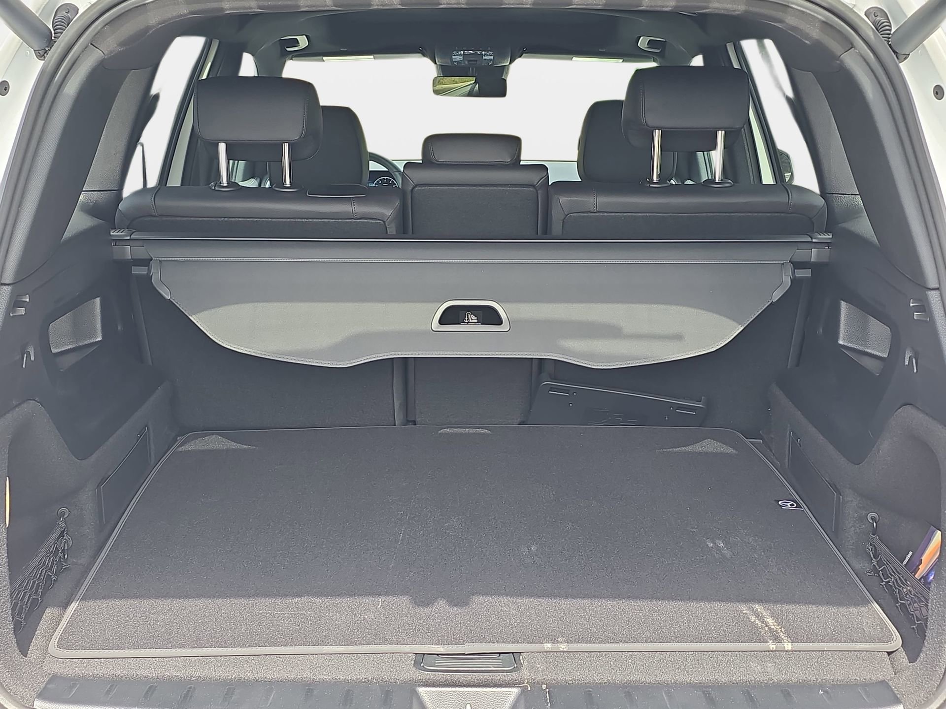 Used 2025 Mercedes-Benz GLB 250 image 12