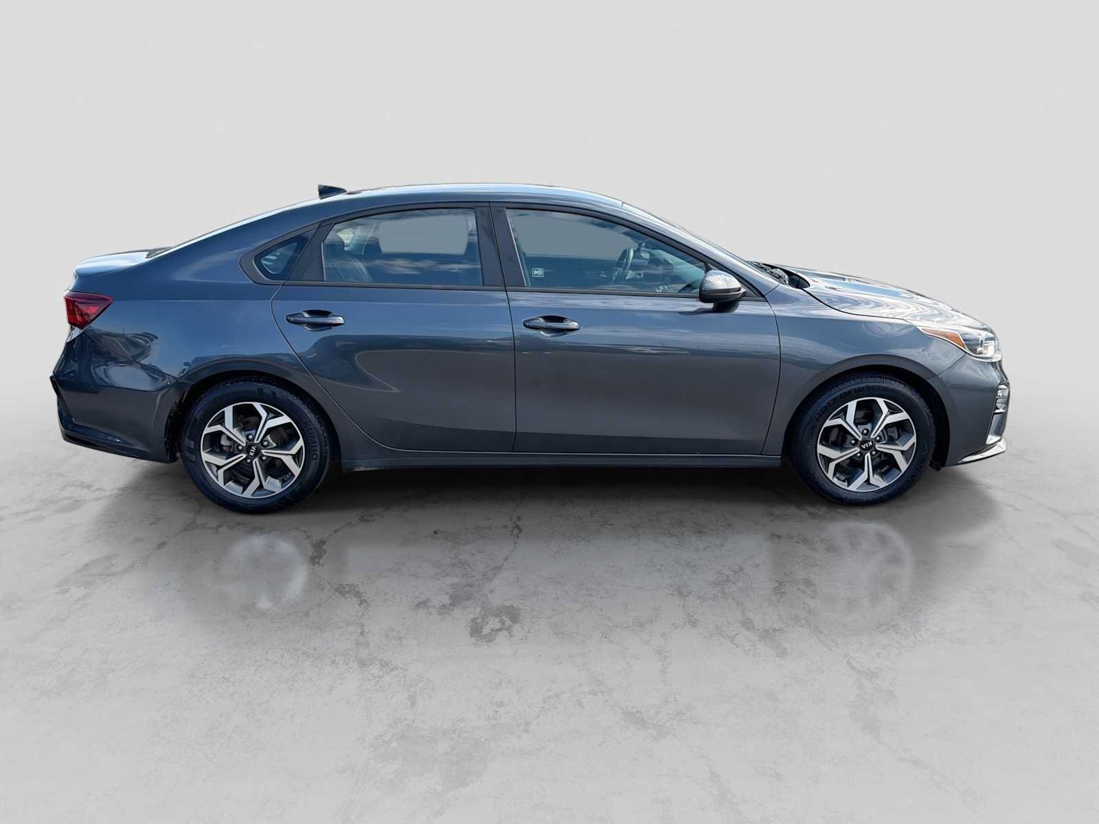Used 2021 Kia Forte LXS FWD image 7
