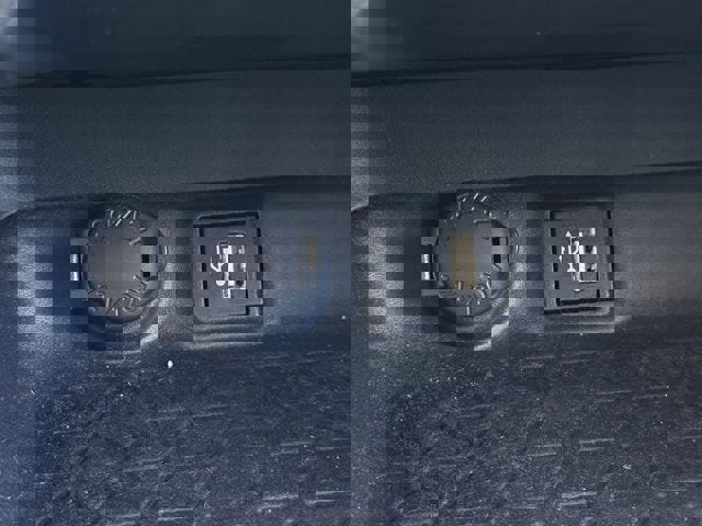 Used 2023 Toyota RAV4 XLE image 22