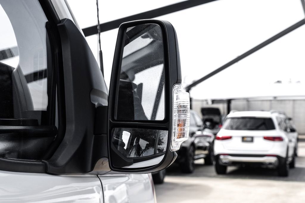 Used 2023 Ford Transit 350 XLT image 39