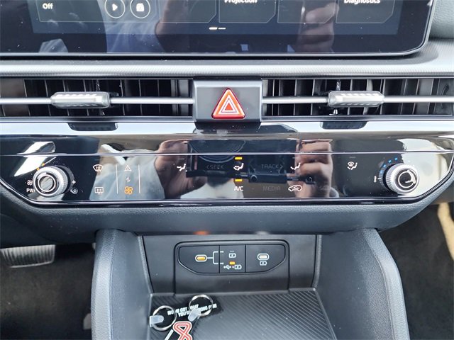 New 2026 Kia Sportage LX image 21