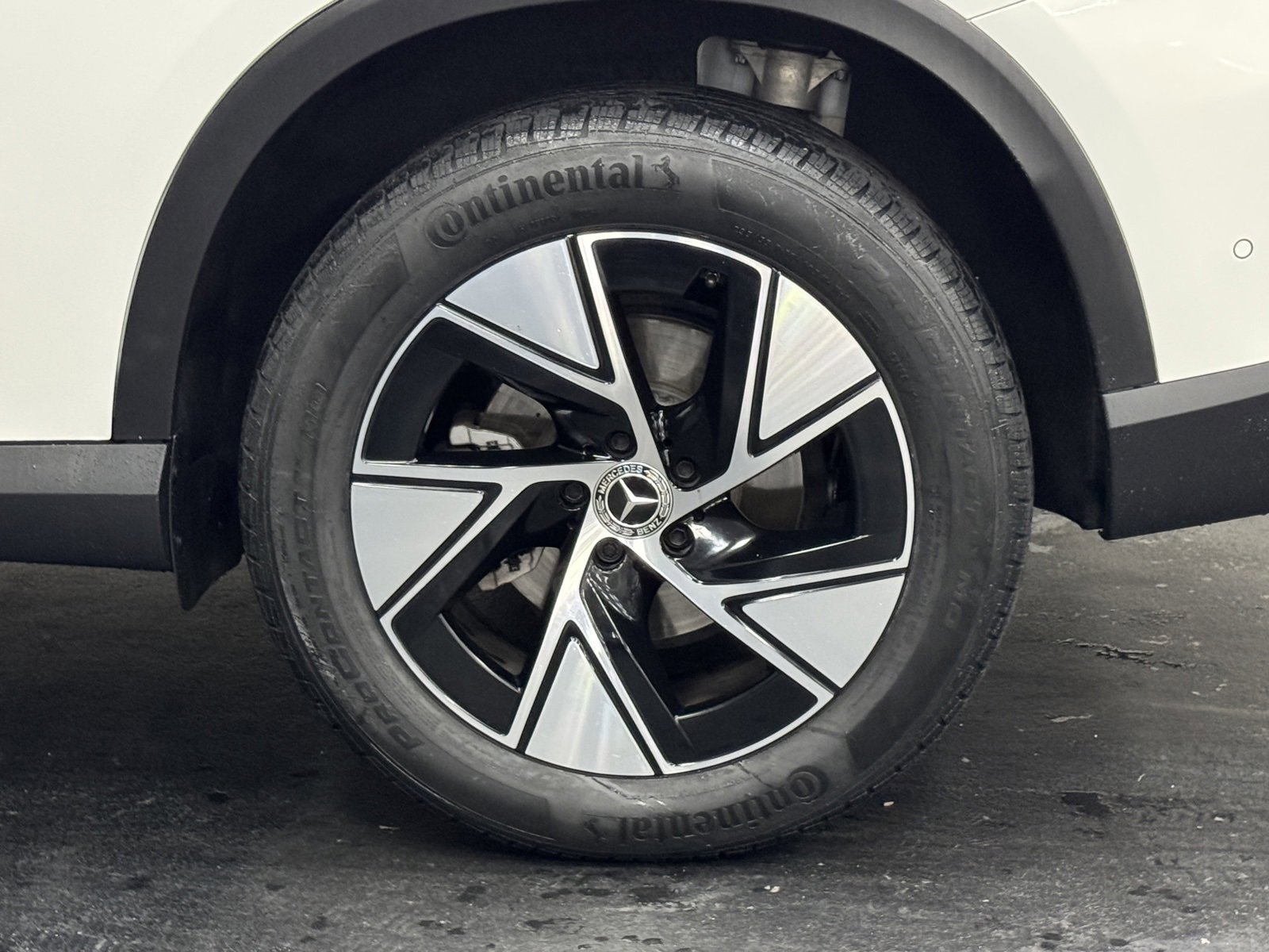 Certified 2023 Mercedes-Benz GLC 300 image 18