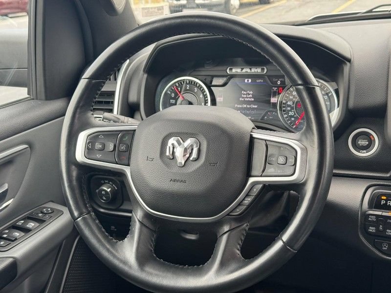 Used 2022 RAM 1500 Big Horn AWD/4WD image 14