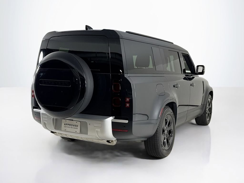 Used 2025 Land Rover Defender 130 S image 5