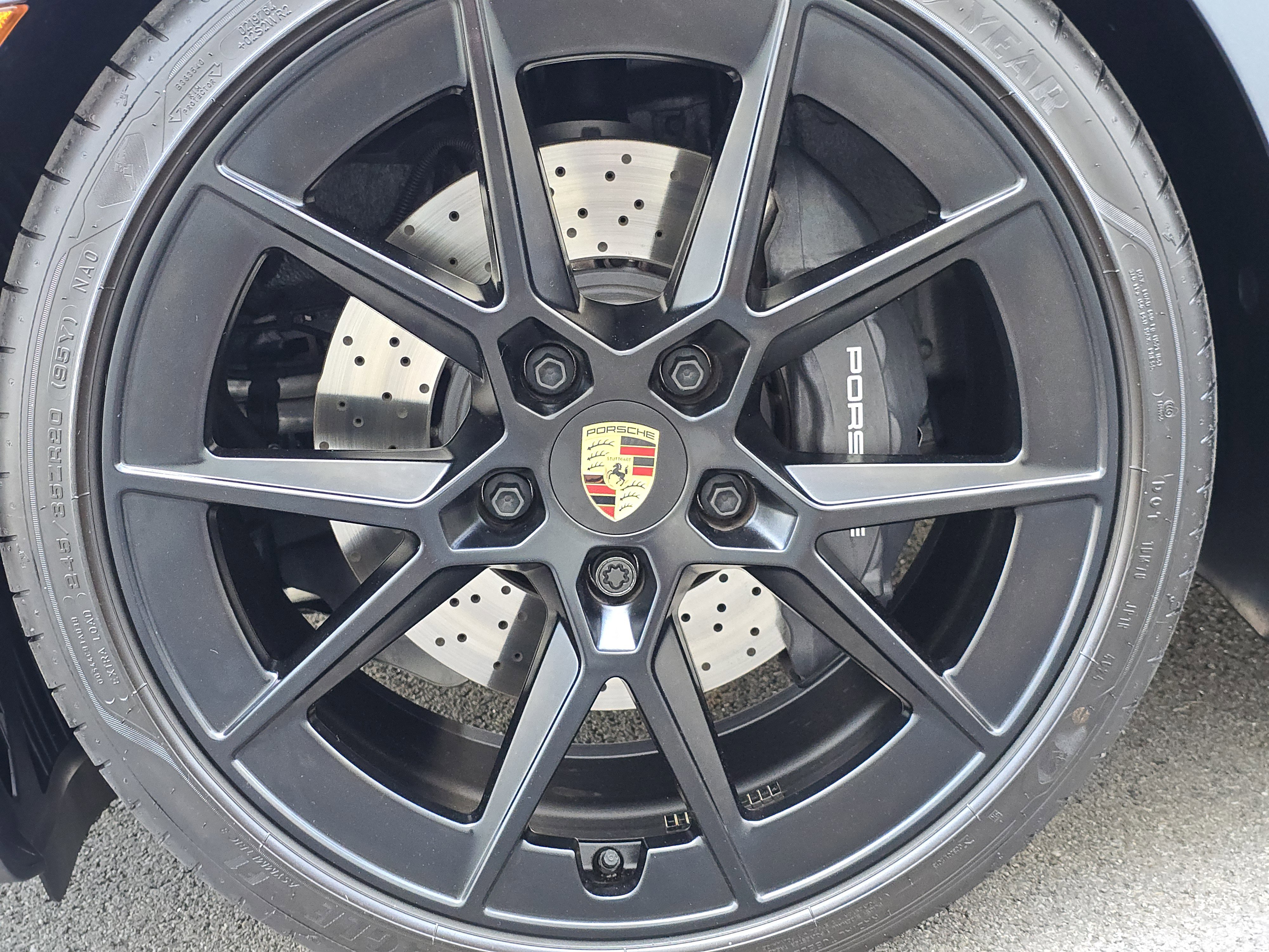 Certified 2025 Porsche 911 Carrera image 12