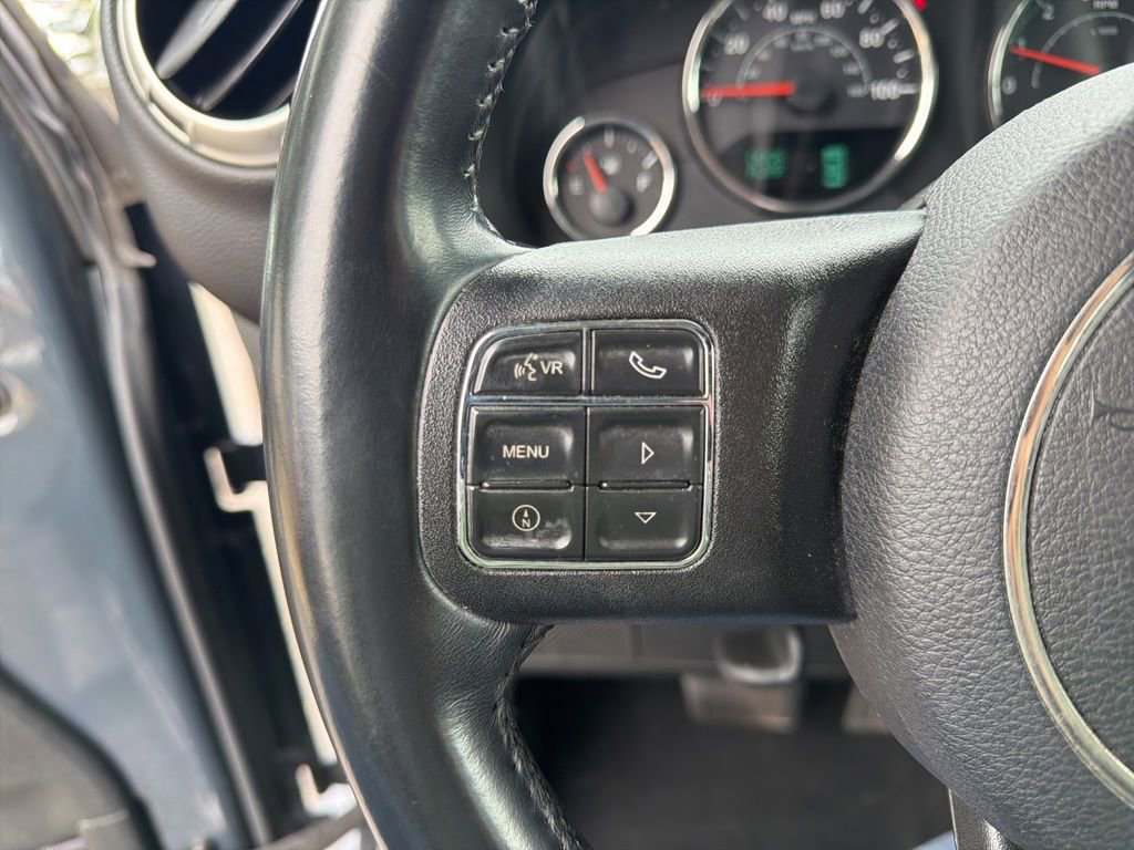 Used 2018 Jeep Wrangler Unlimited Sahara w/ Max Tow Package image 10