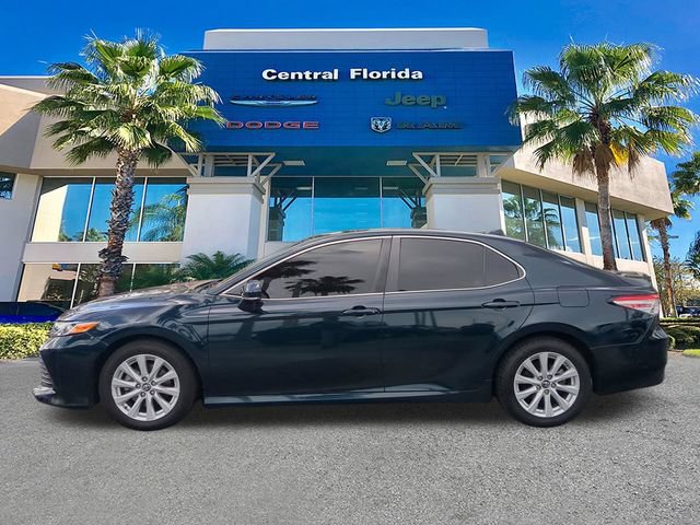Used 2019 Toyota Camry LE FWD image 8