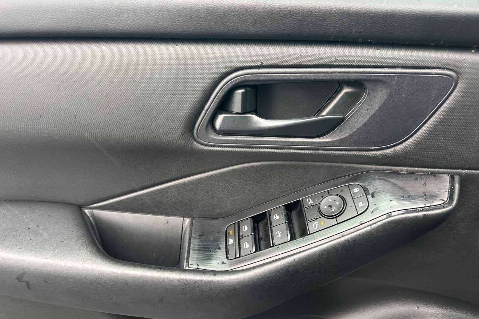 Certified 2024 Nissan Rogue S image 11