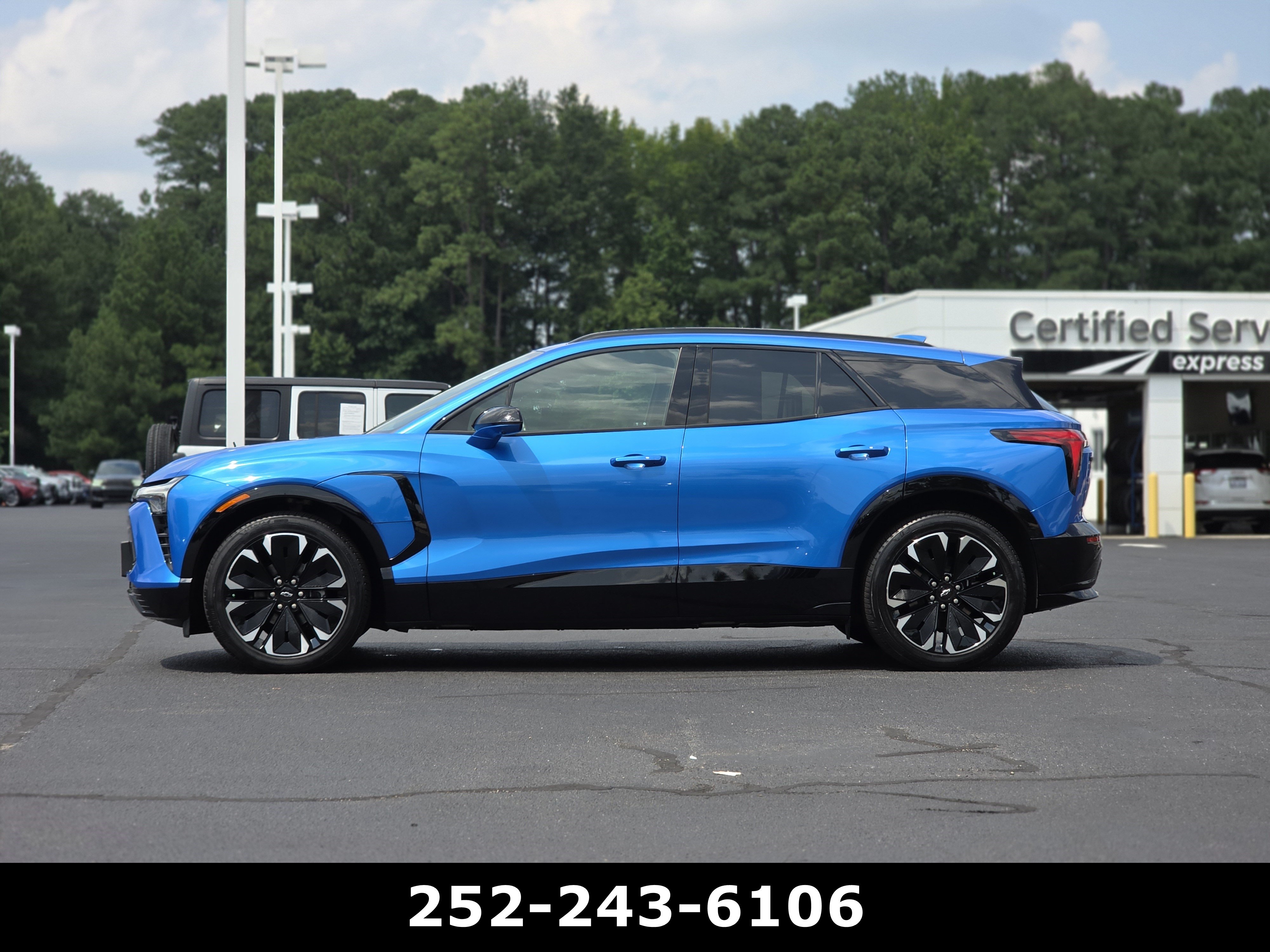 Used 2024 Chevrolet Blazer EV RS RWD image 4