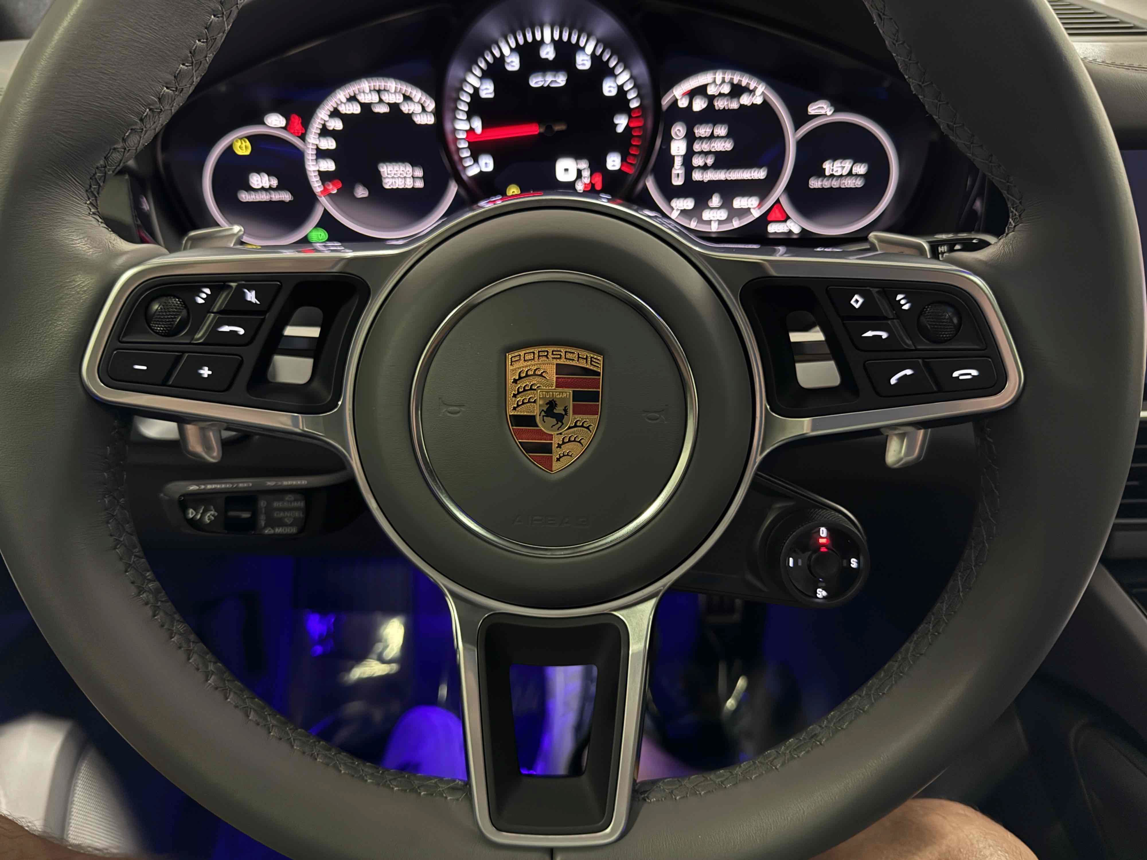 Used 2022 Porsche Cayenne GTS AWD/4WD image 57