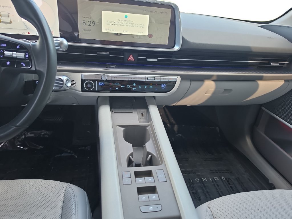 Used 2023 Hyundai Ioniq 6 SEL RWD image 12