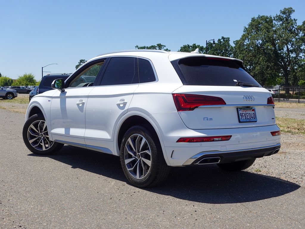 Used 2023 Audi Q5 2.0T Premium w/ Convenience Package AWD/4WD image 9
