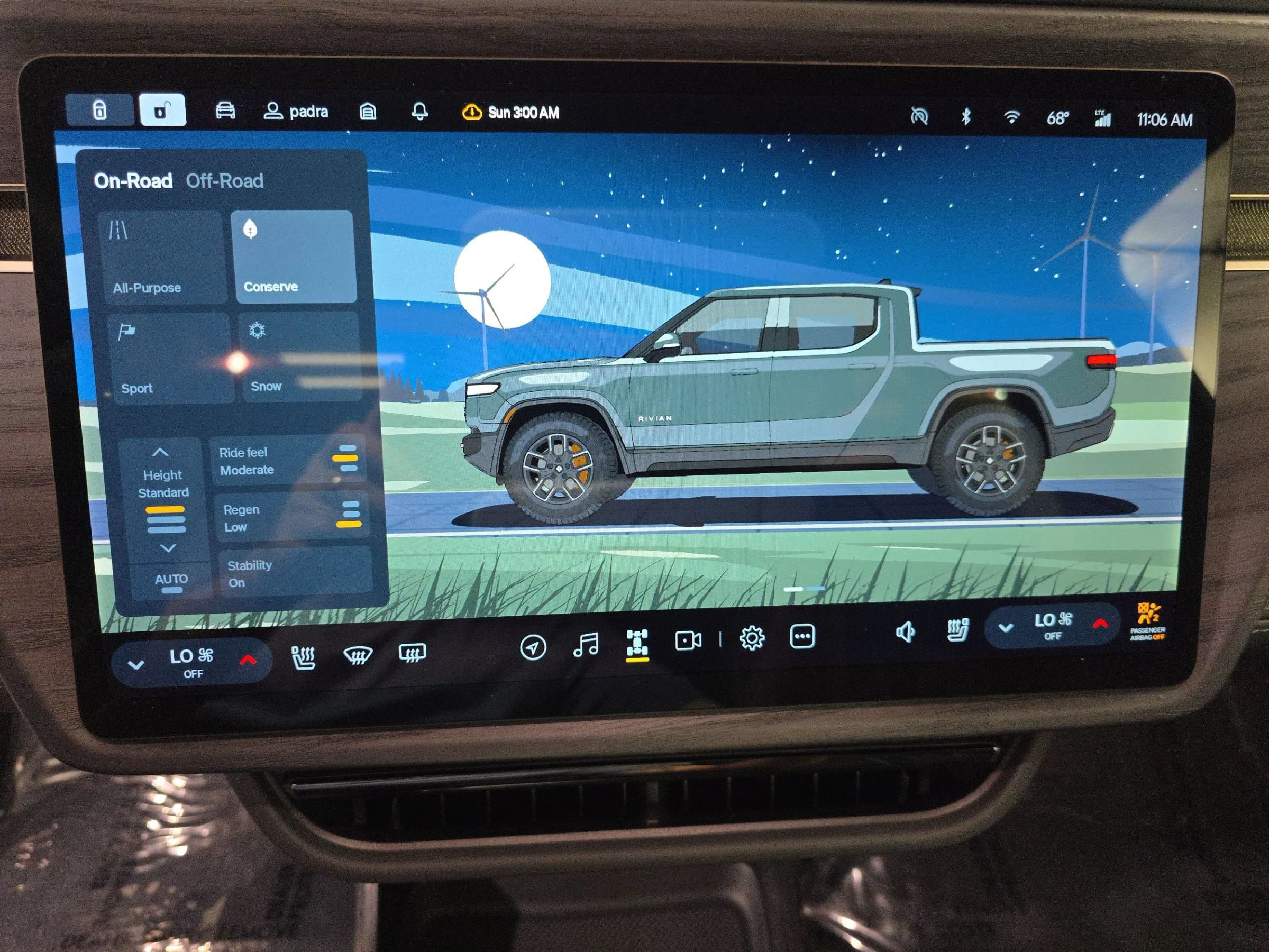 Used 2024 Rivian R1T Adventure AWD/4WD image 22
