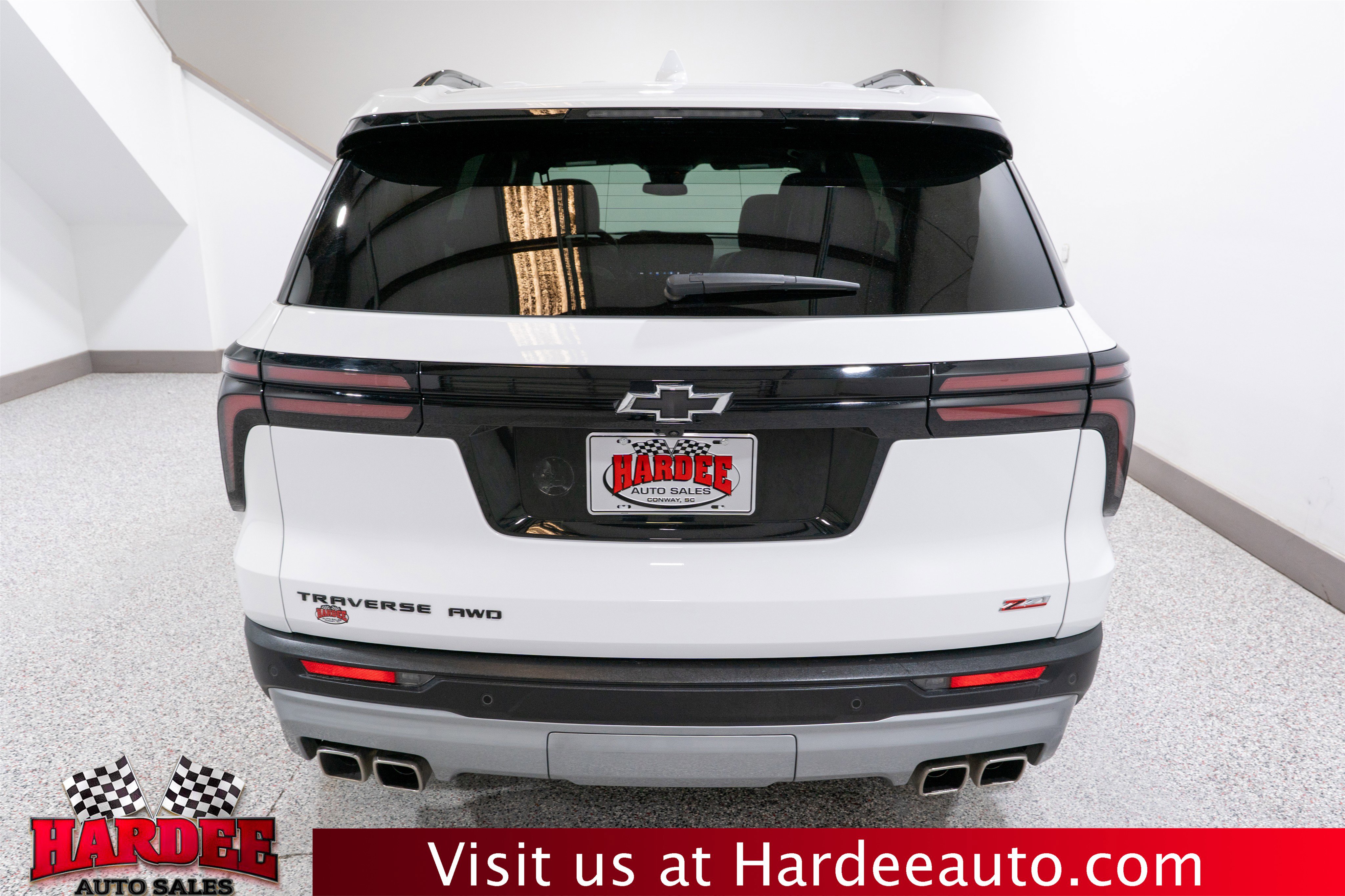 Used 2024 Chevrolet Traverse Z71 AWD/4WD image 4