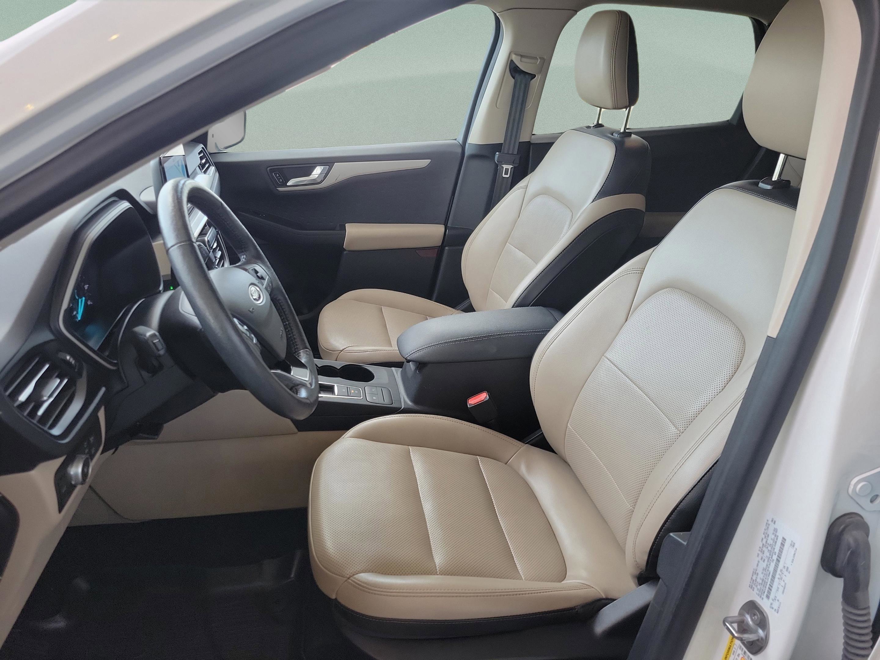 Used 2020 Ford Escape SEL image 24