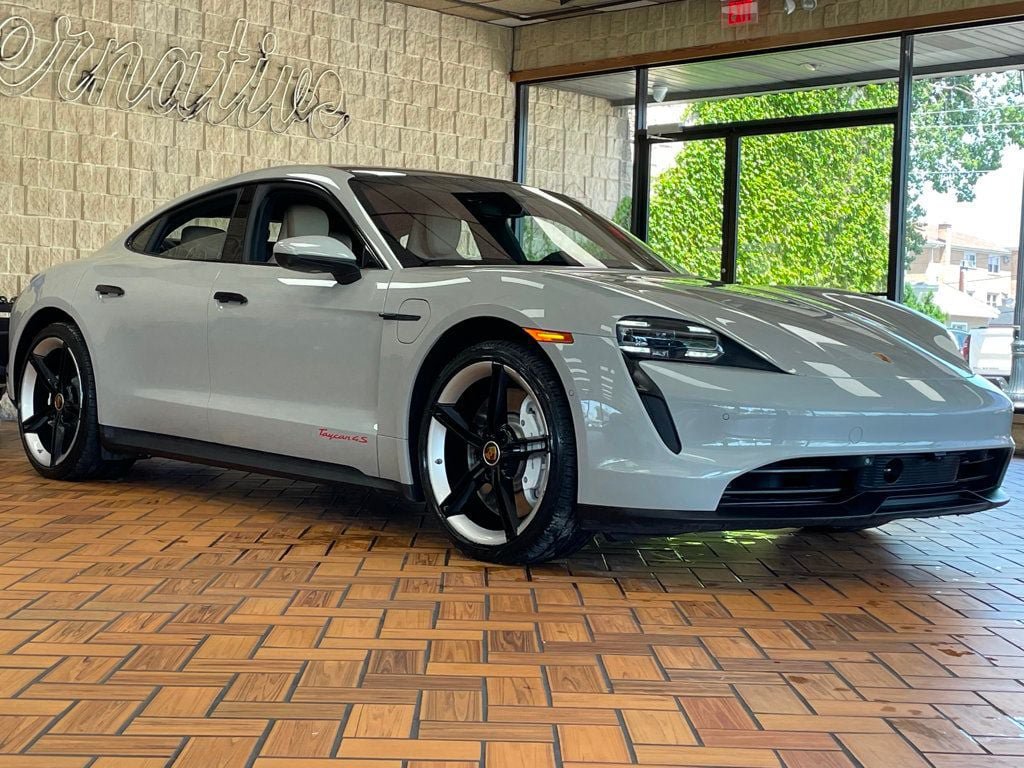 Used 2022 Porsche Taycan 4S AWD/4WD image 8