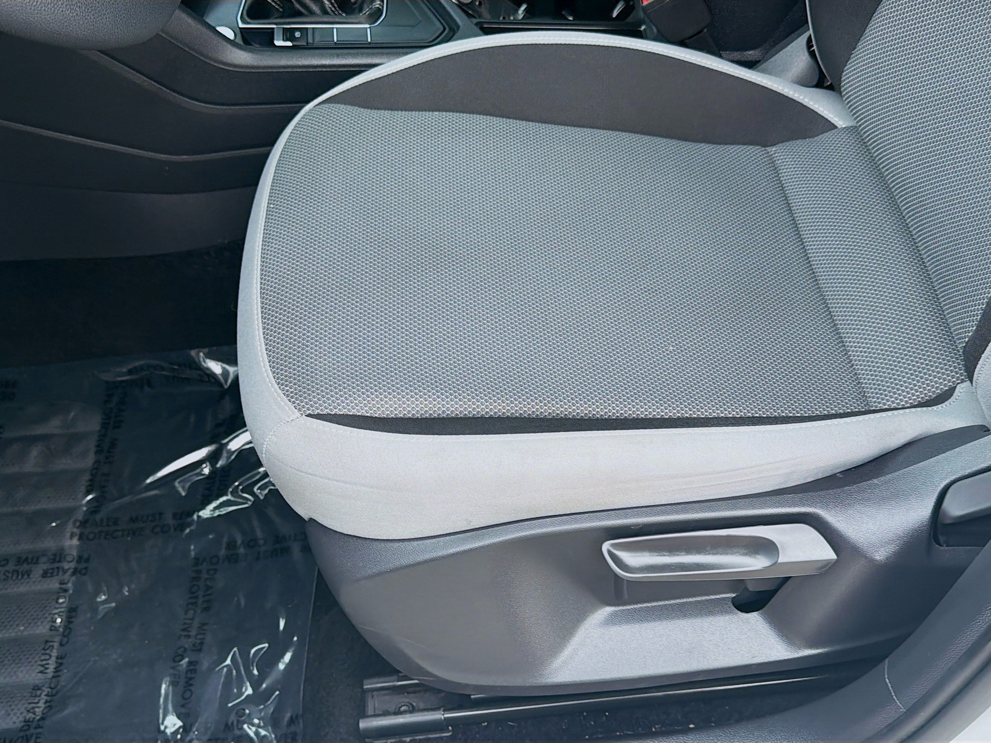 Used 2022 Volkswagen Taos S FWD image 17