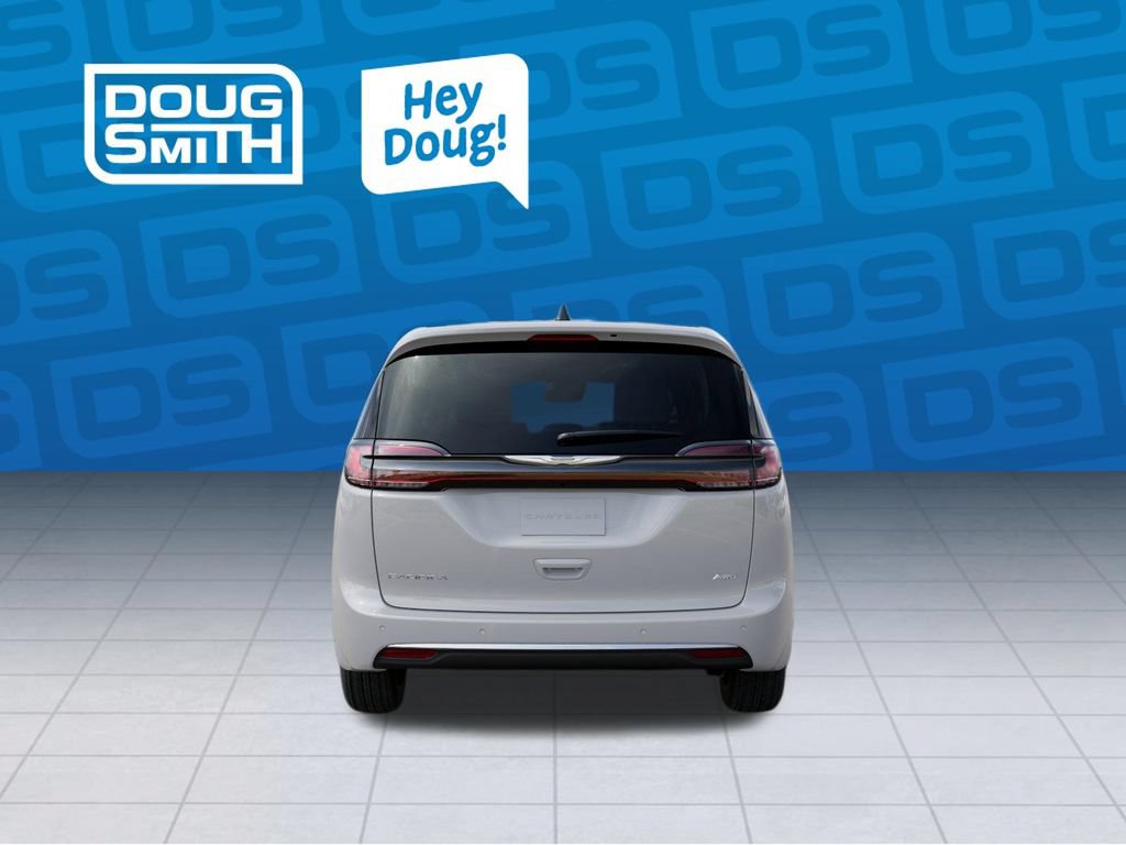 New 2026 Chrysler Pacifica Select AWD/4WD image 7