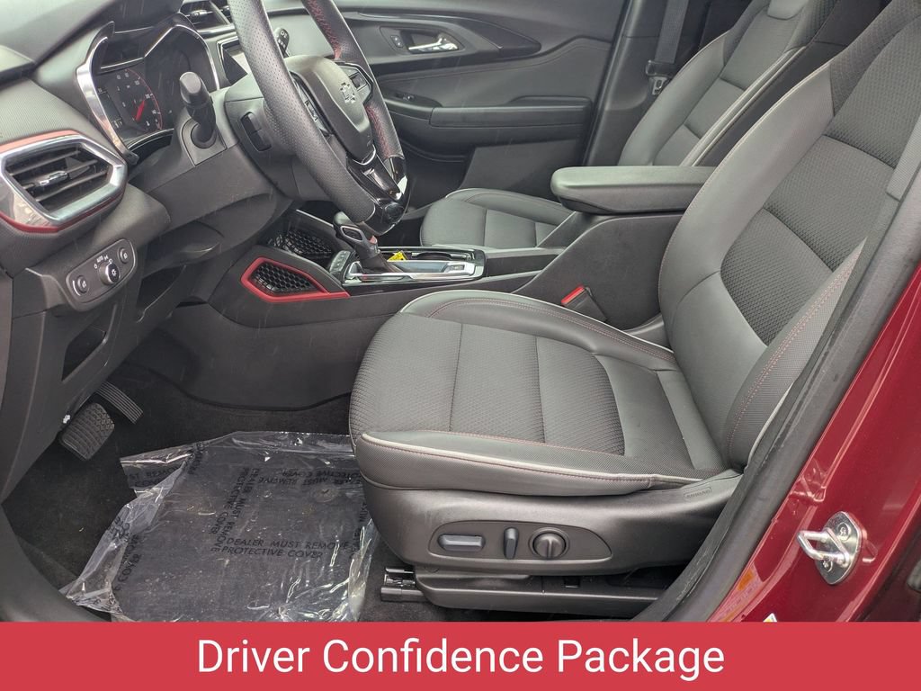 Used 2023 Chevrolet TrailBlazer RS w/ Convenience Package AWD/4WD image 13