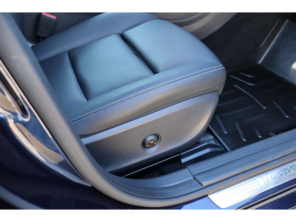 Used 2017 Mercedes-Benz GLA 250 4MATIC image 15