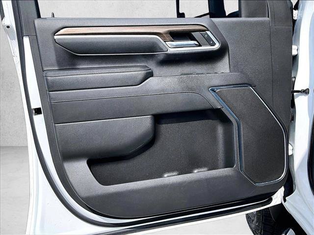 Used 2024 Chevrolet Silverado 2500 LT w/ Convenience Package AWD/4WD image 18
