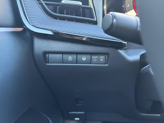 New 2026 Nissan Kicks SR w/ SR Premium Package AWD/4WD image 13