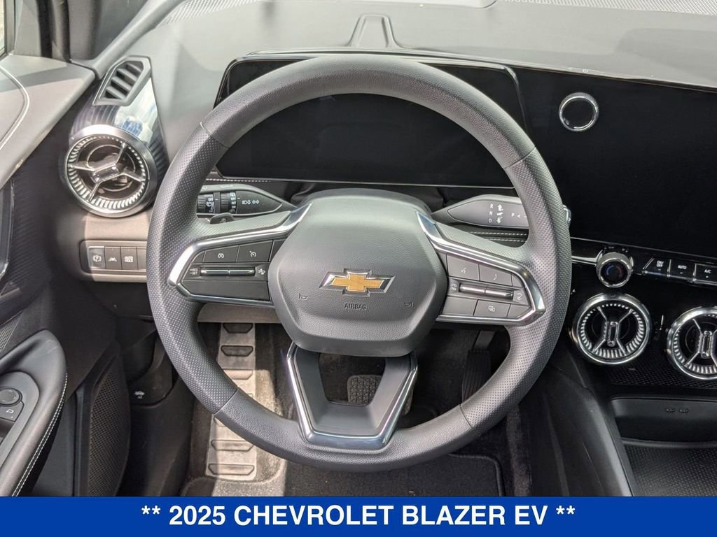 New 2025 Chevrolet Blazer EV LT image 16