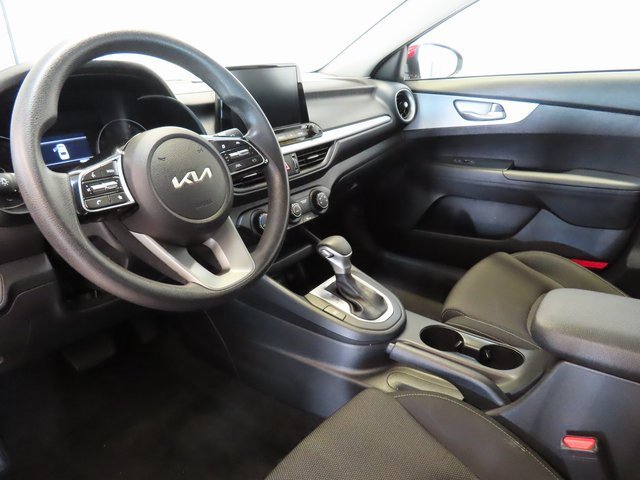 Used 2024 Kia Forte LXS image 4