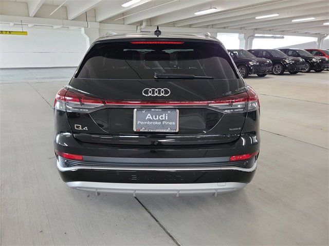 New 2026 Audi Q4 e-tron Premium image 8