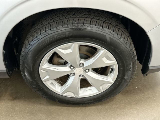 Used 2014 Subaru Forester 2.5i Limited w/ Popular Package #2 AWD/4WD image 5