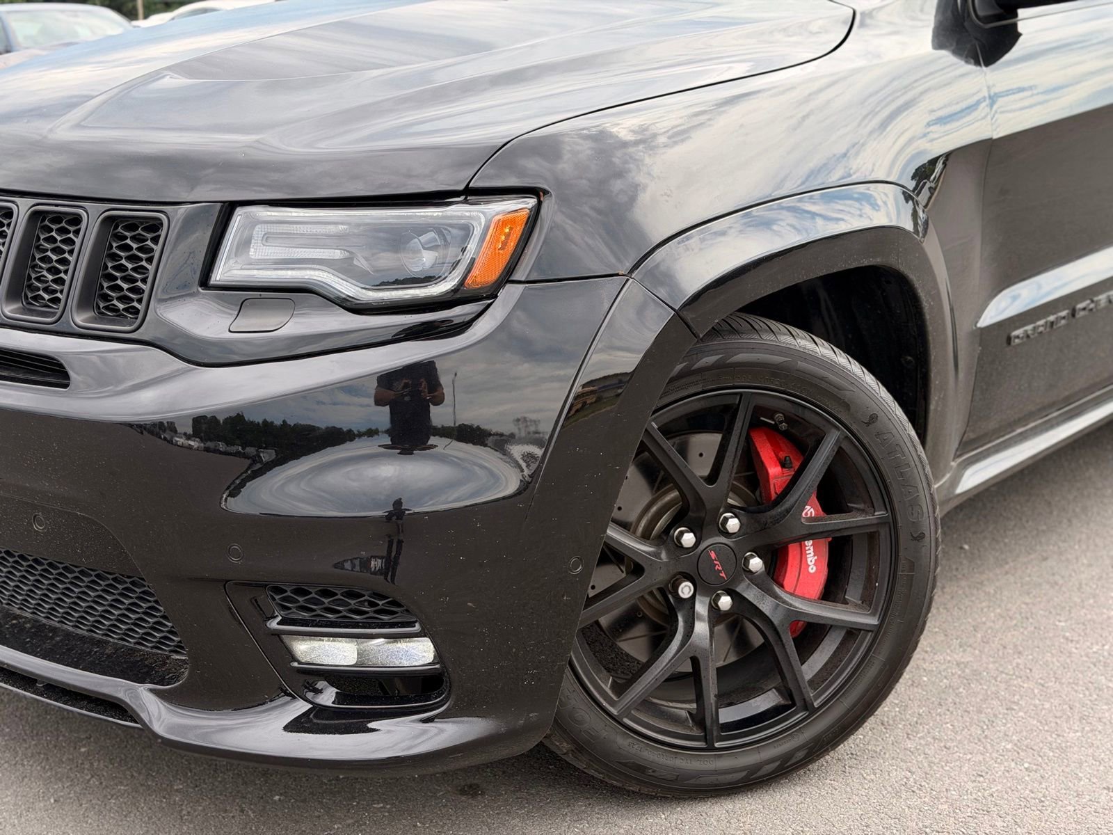 Used 2018 Jeep Grand Cherokee SRT w/ Trailer Tow Group IV AWD/4WD image 29