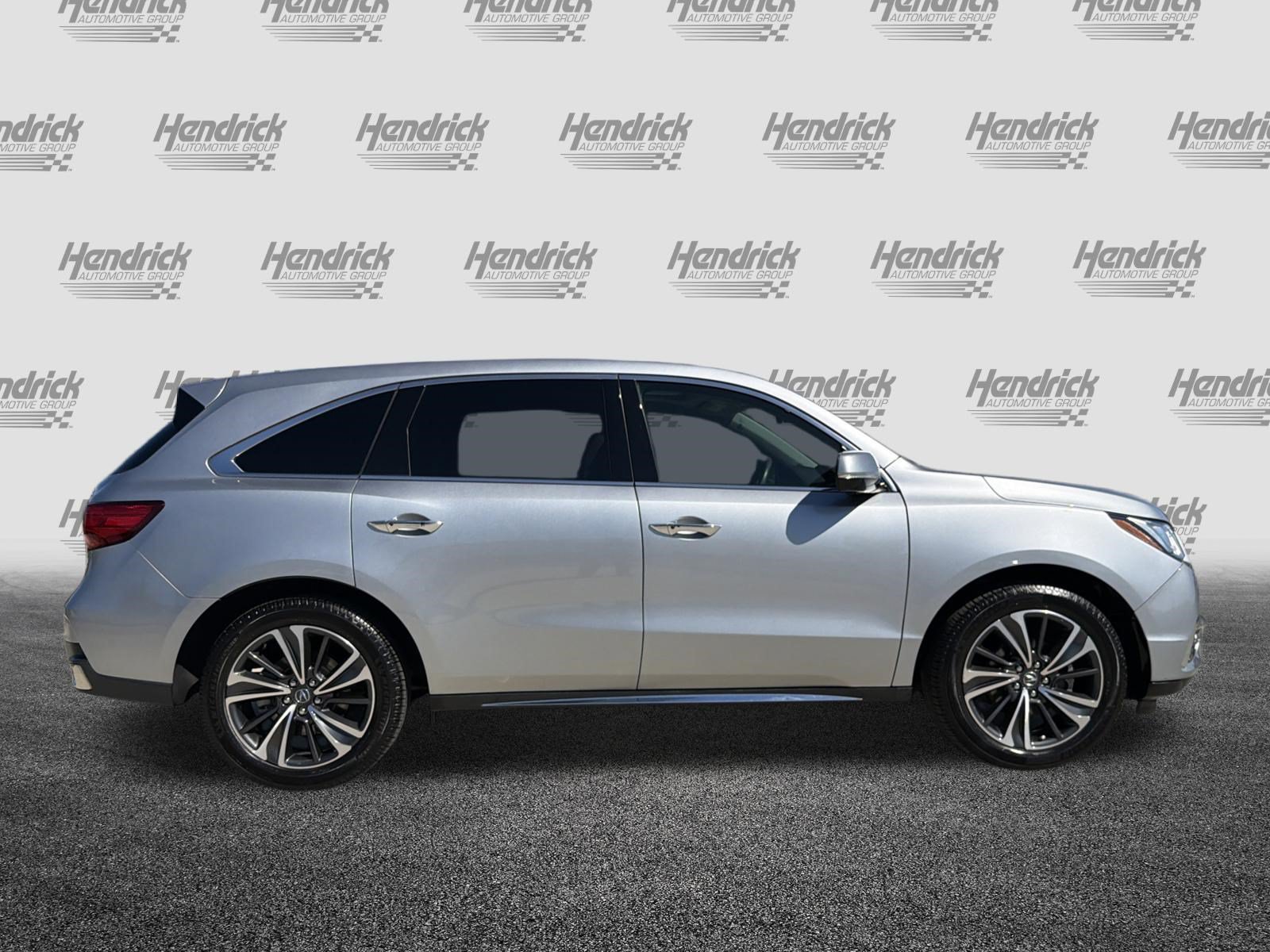 Used 2020 Acura MDX w/ Technology Package AWD/4WD image 11