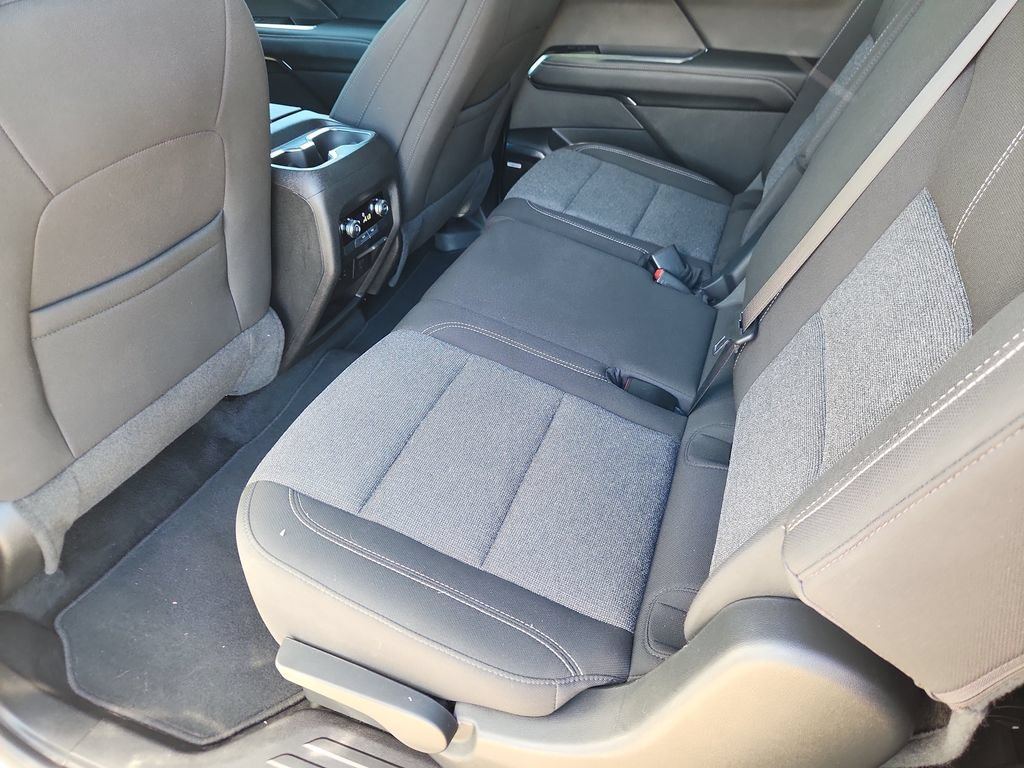 Used 2025 GMC Acadia Elevation AWD/4WD image 9